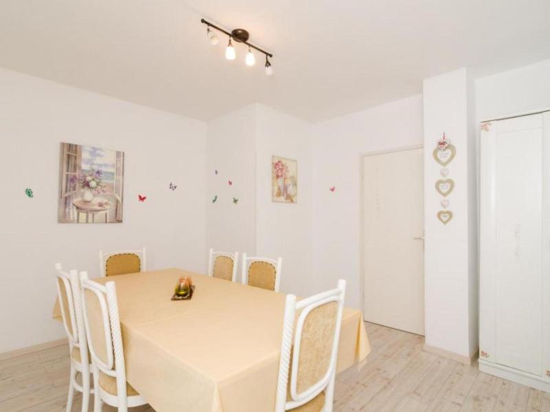 Ivo Guest House image