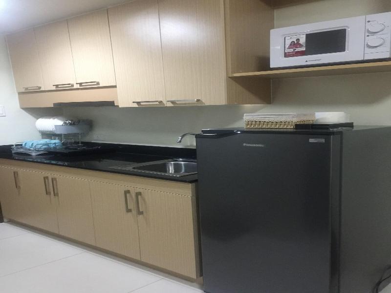 Brenthill Condominium image