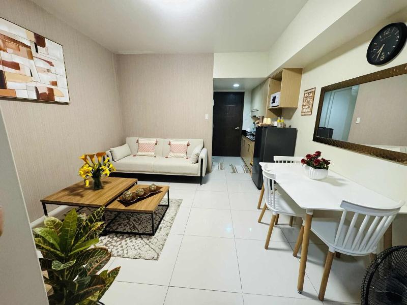 Brenthill Condominium image