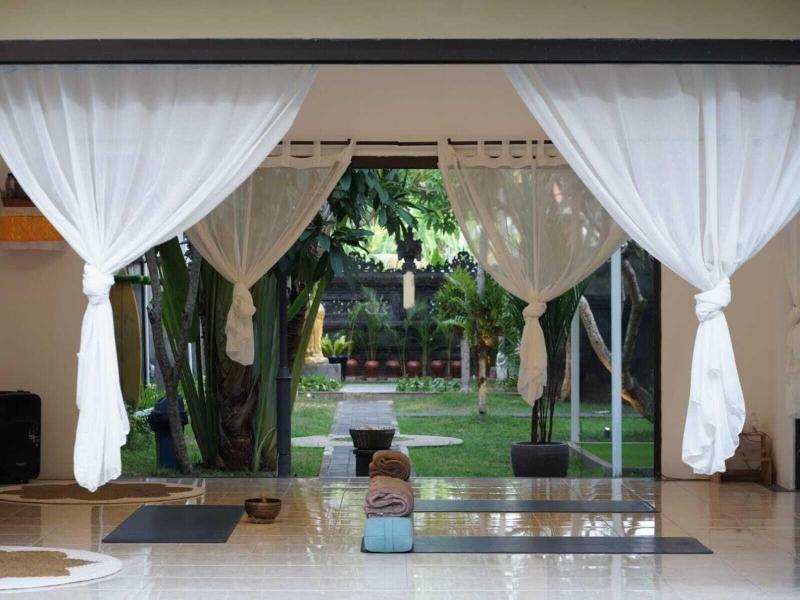 Tattva Uluwatu Surf Yoga 2