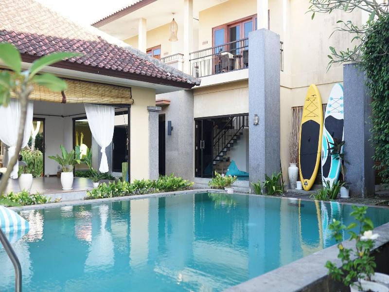 Tattva Uluwatu Surf Yoga 5