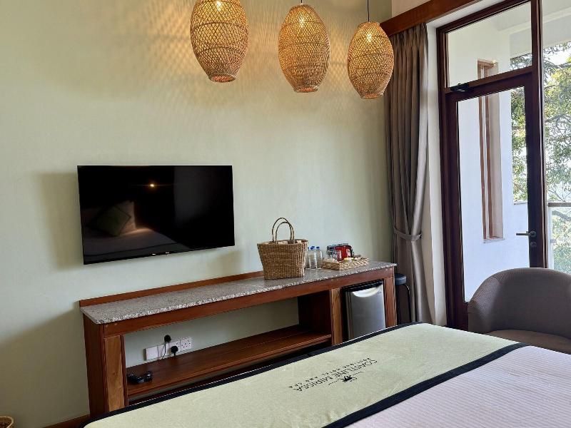 Coastline Mirissa Boutique Hotel And Spa image