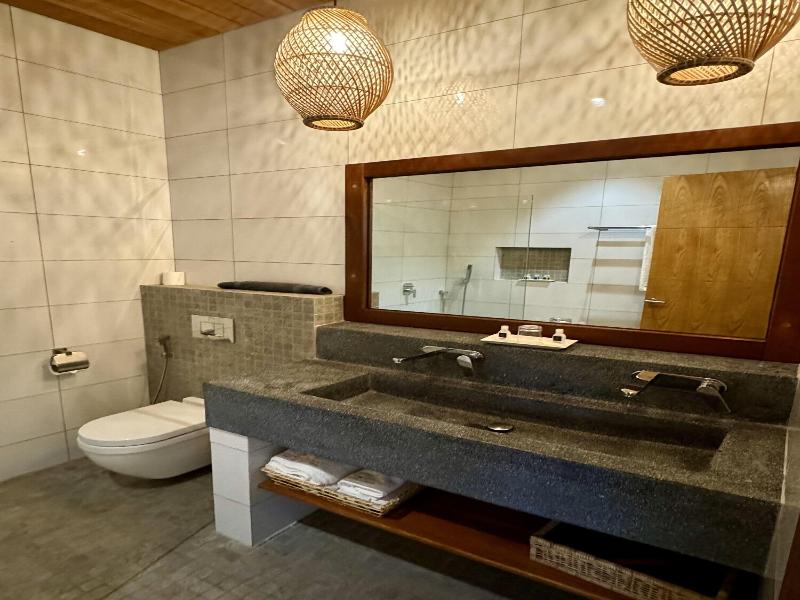 Coastline Mirissa Boutique Hotel And Spa image