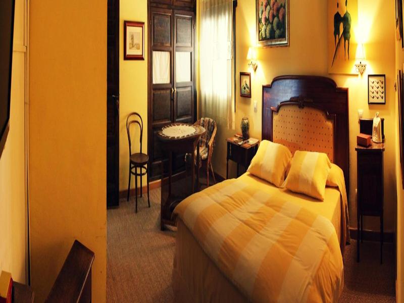 Hotel La Posada De Lalola image