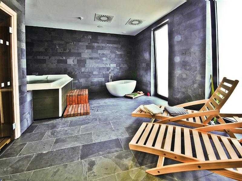 Fabrika Hotel image
