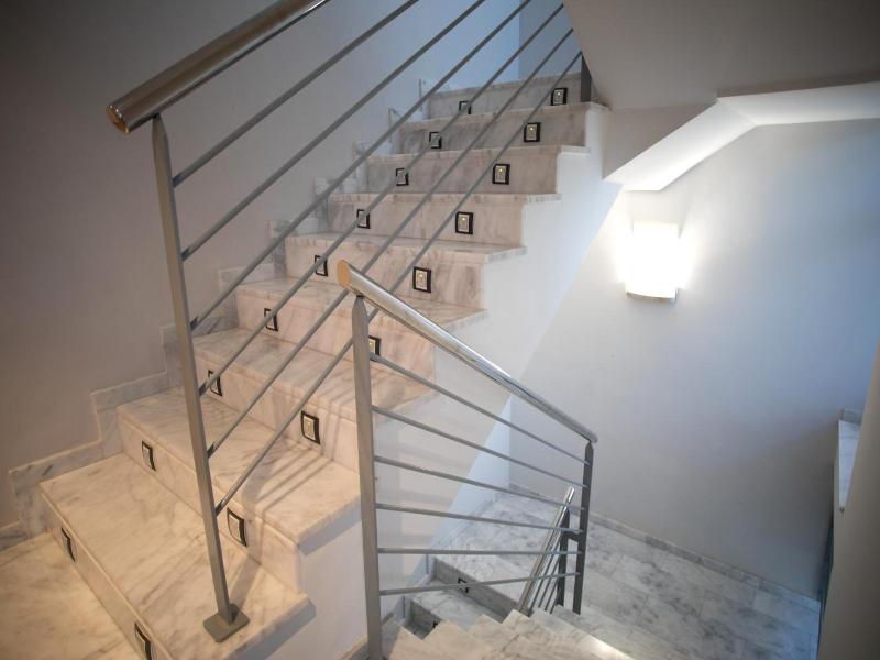 El Chalet image