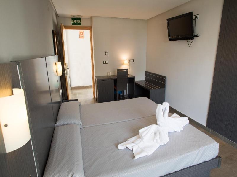 El Chalet image