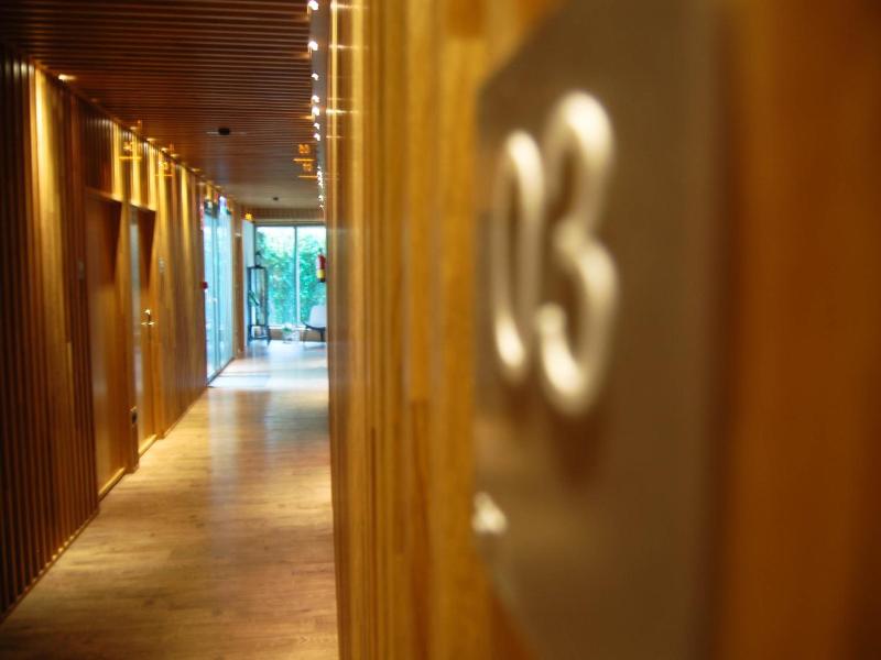 Hotel Araba image
