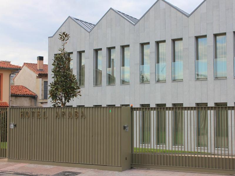 Hotel Araba image