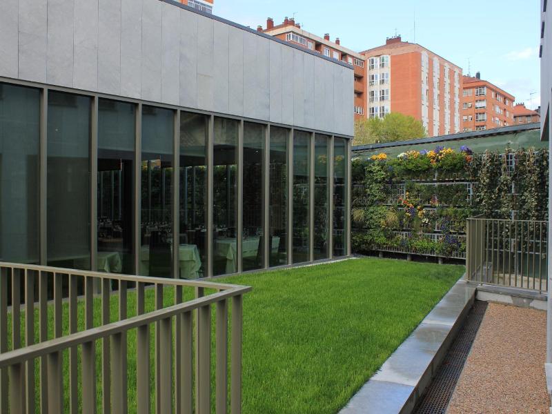 Hotel Araba image