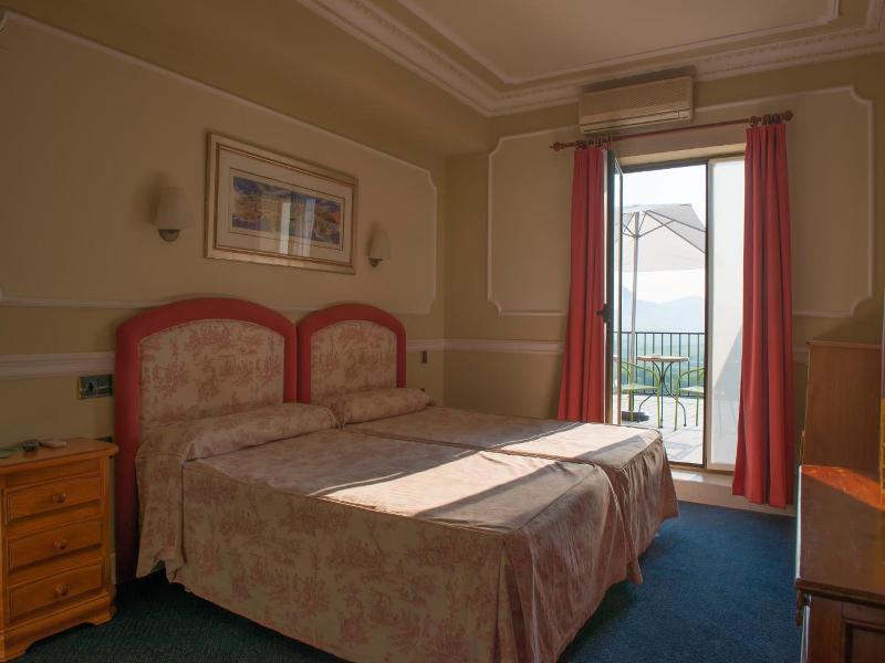 Hotel Marixa image