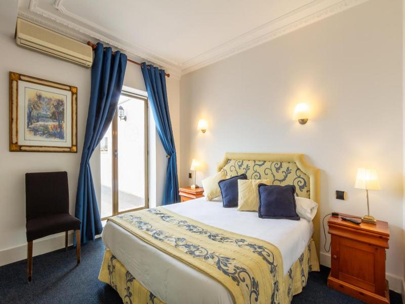 Hotel Marixa image