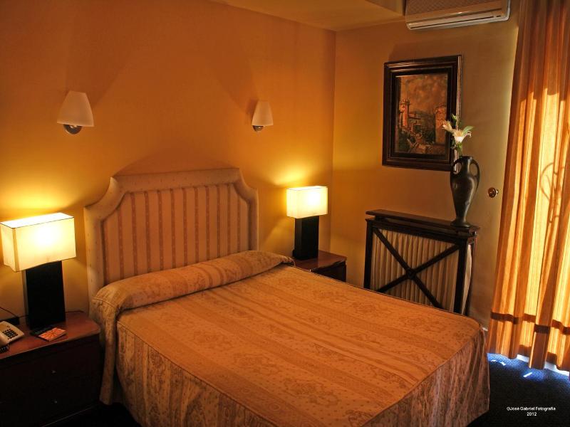 Hotel Marixa image