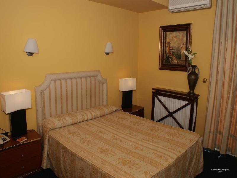 Hotel Marixa image