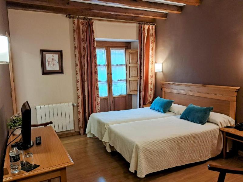 Hotel San Roque image