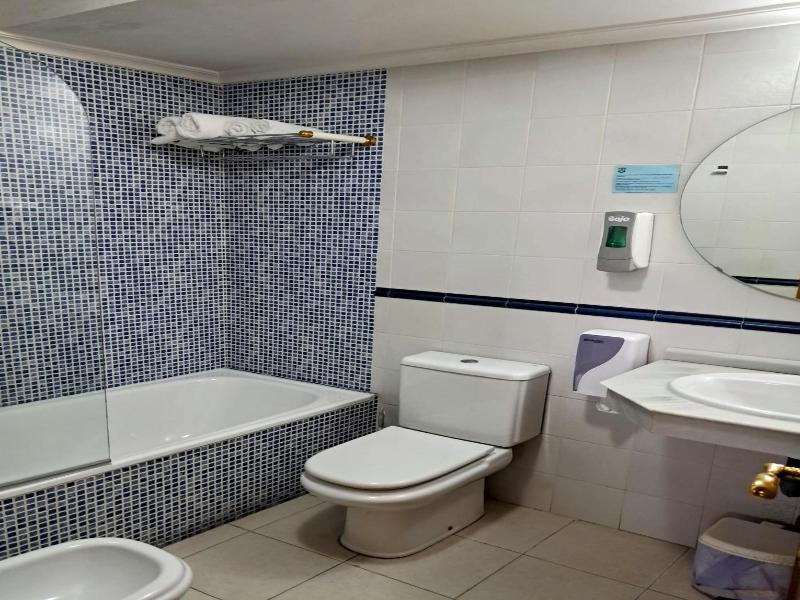 Hotel San Roque image