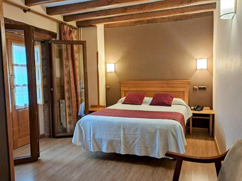 Hotel San Roque image