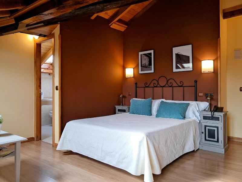 Hotel San Roque image