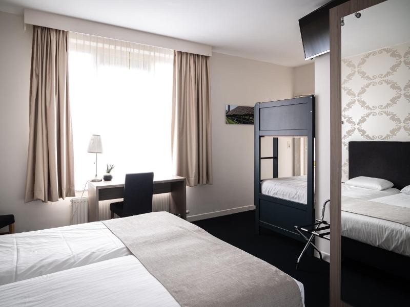 Hotel Essenza image