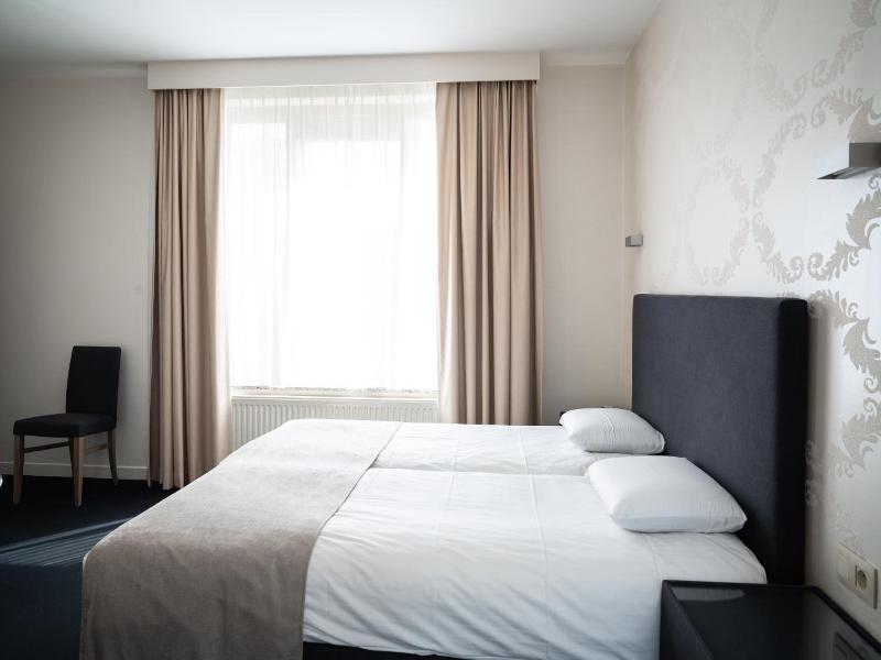 Hotel Essenza image