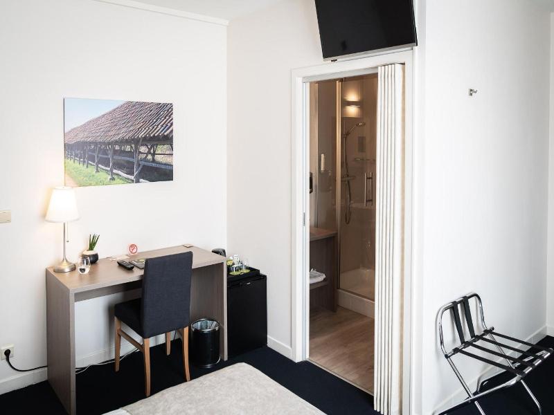 Hotel Essenza image