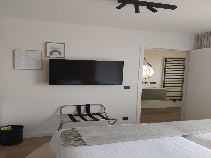 Hotel Essenza image
