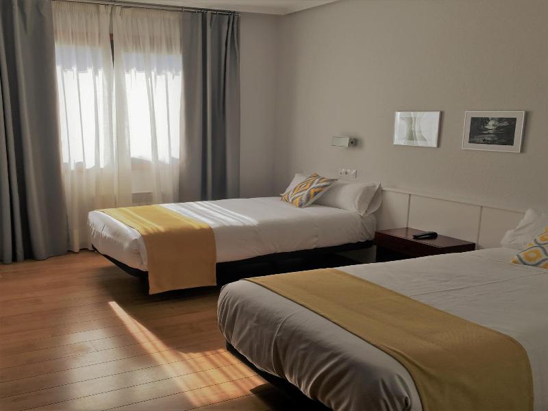 Hotel Elorrio image