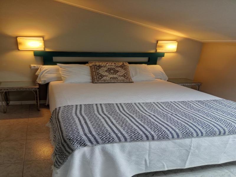 Hotel Migal image