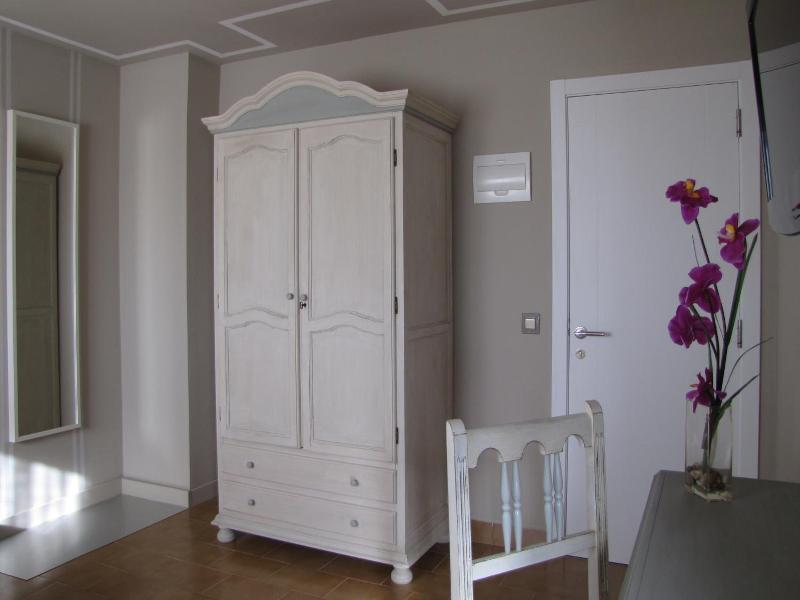 Hotel Migal image