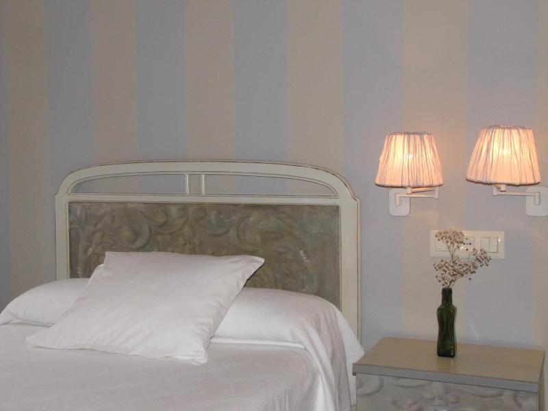 Hotel Migal image