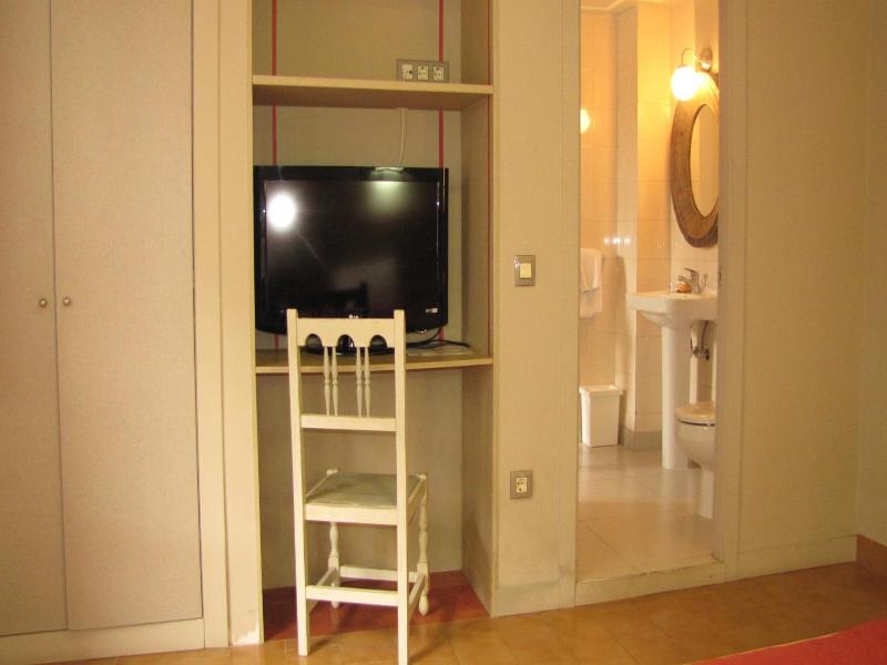 Hotel Migal image