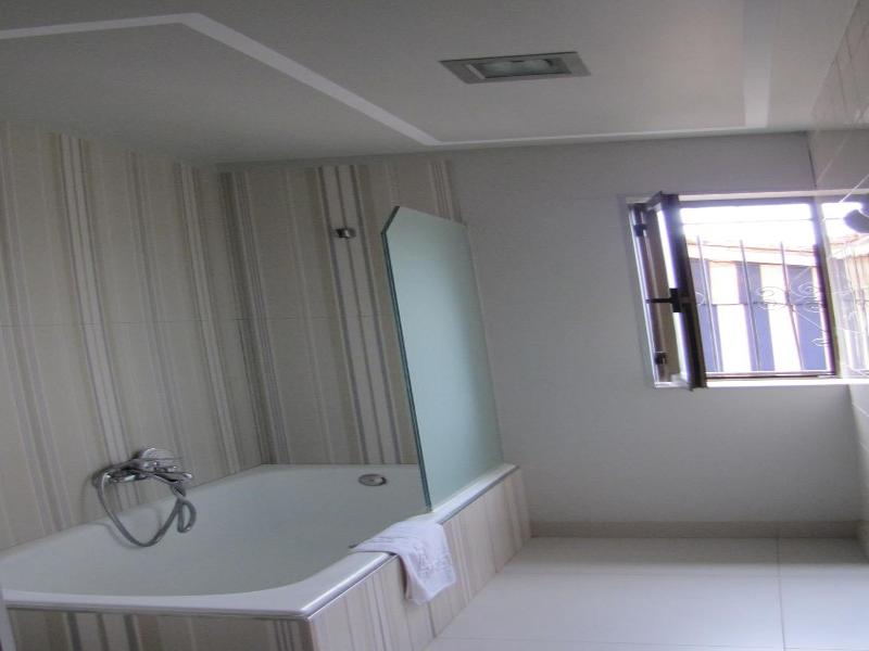 Hotel Migal image