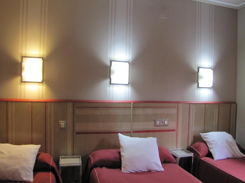 Hotel Migal image