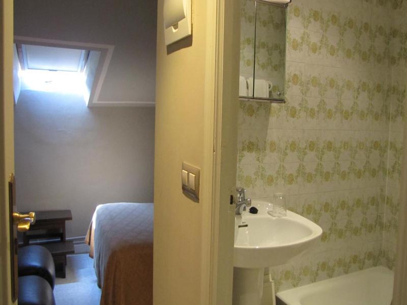 Hotel Migal image