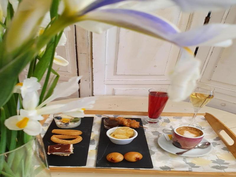 Hotel Migal image