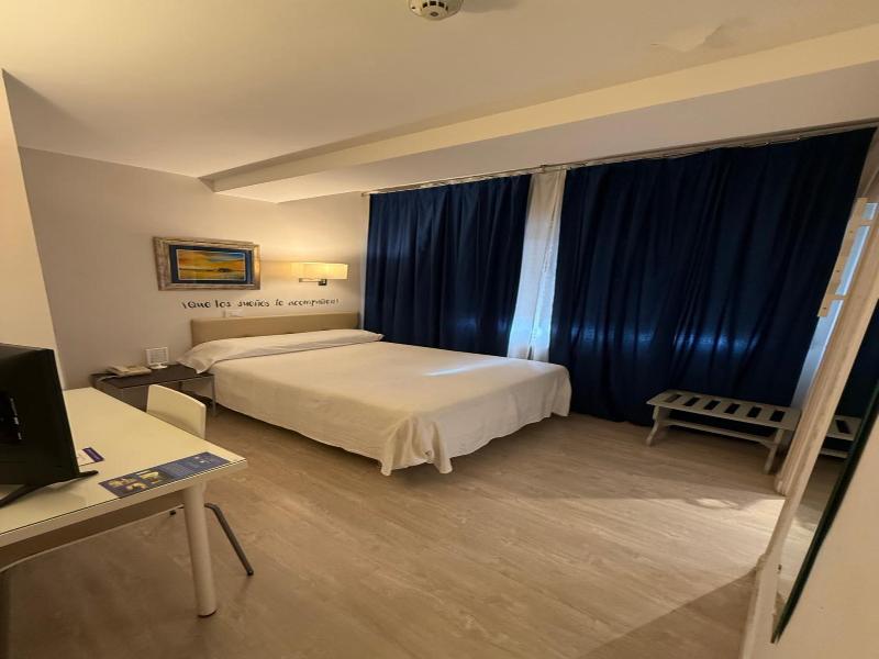 Hotel Virrey image