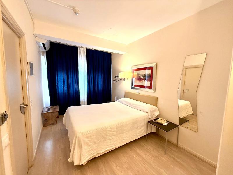 Hotel Virrey image