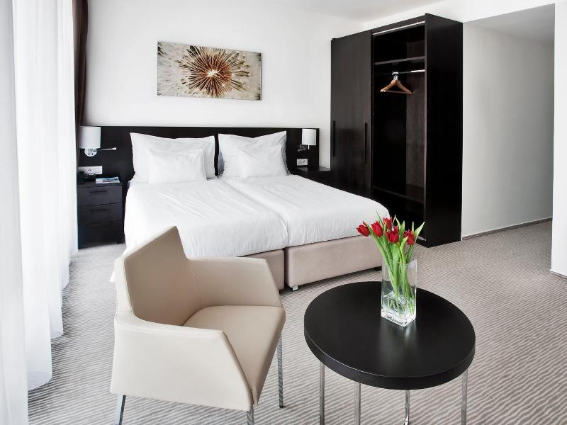 Wellness Hotel Vista image