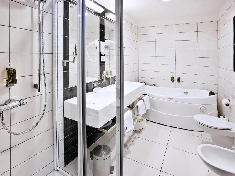 Wellness Hotel Vista image