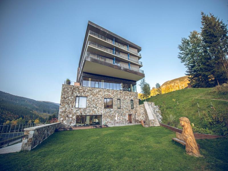 Wellness Hotel Vista image