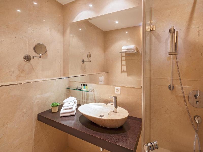 Business Hotel First image