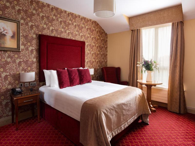 Kettles Country House Hotel image