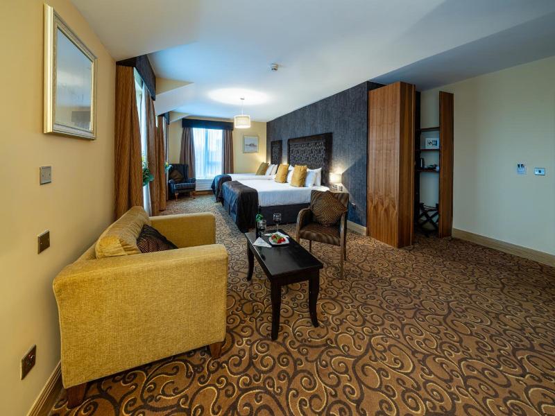 Kettles Country House Hotel image