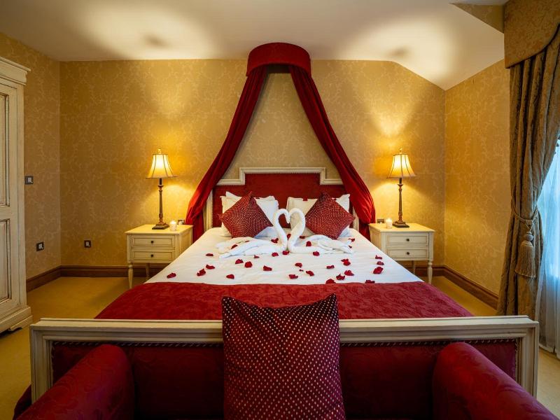 Kettles Country House Hotel image