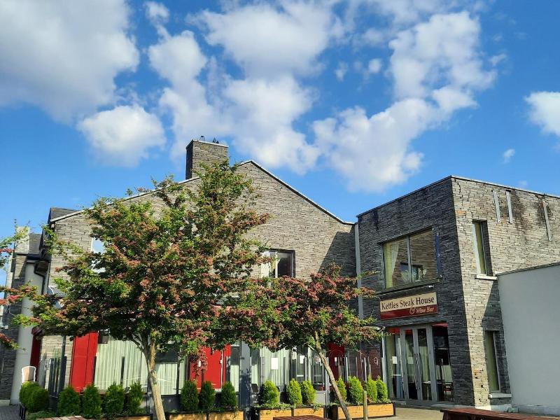 Kettles Country House Hotel image