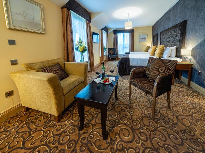 Kettles Country House Hotel image
