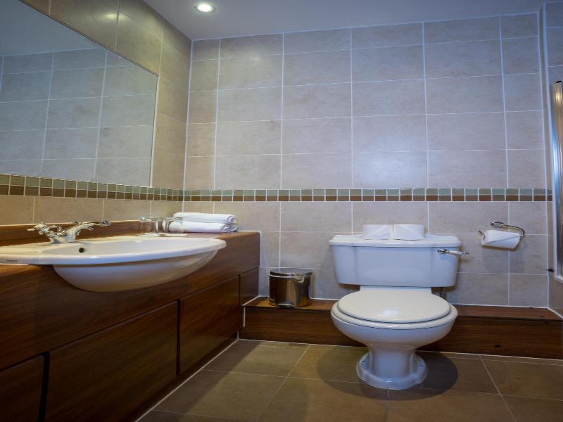 Kettles Country House Hotel image