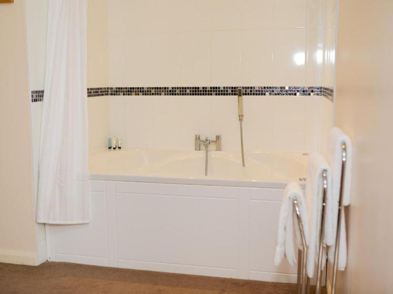 King Charles Hotel image