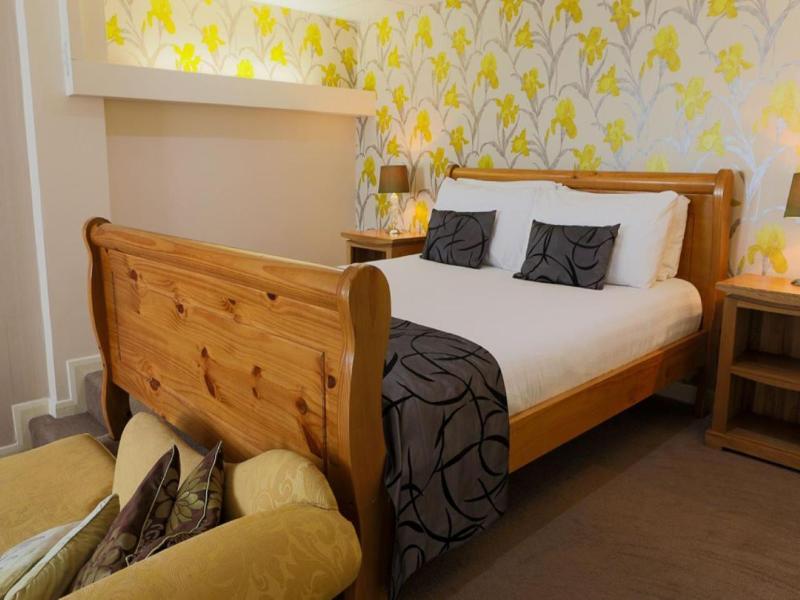 King Charles Hotel image