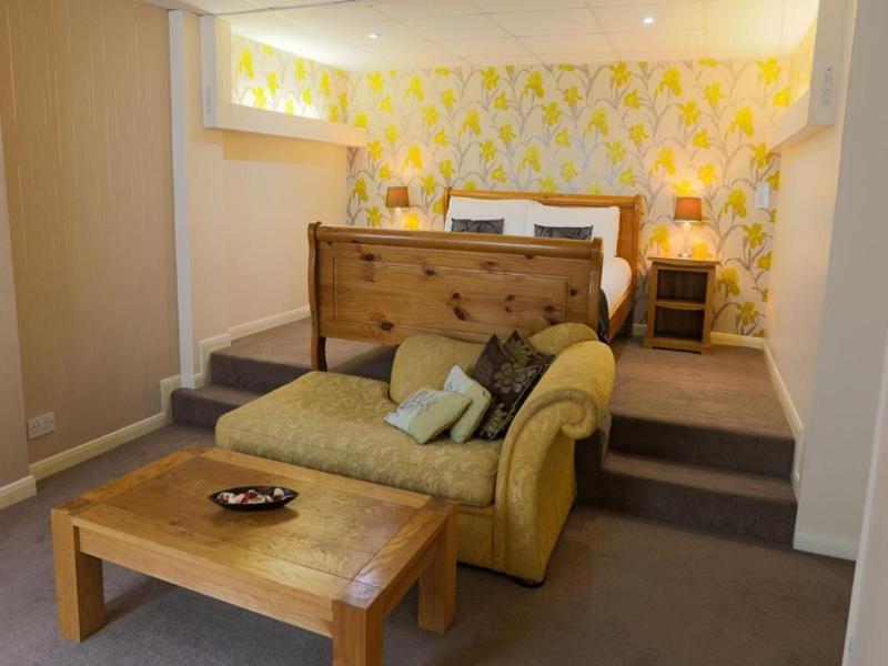 King Charles Hotel image
